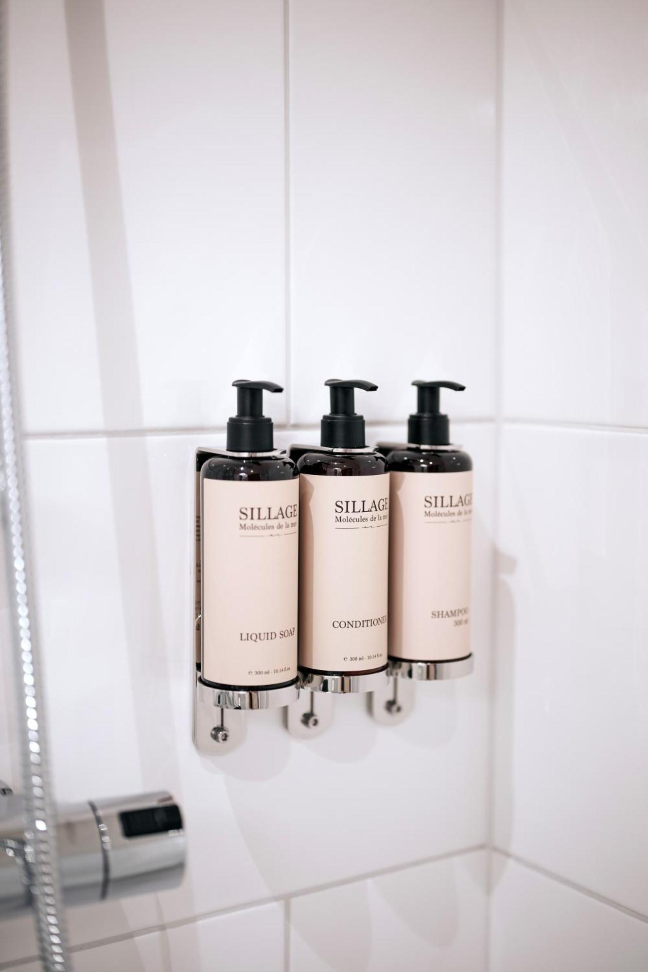 The Lab Hotel Solna Ngoại thất bức ảnh
